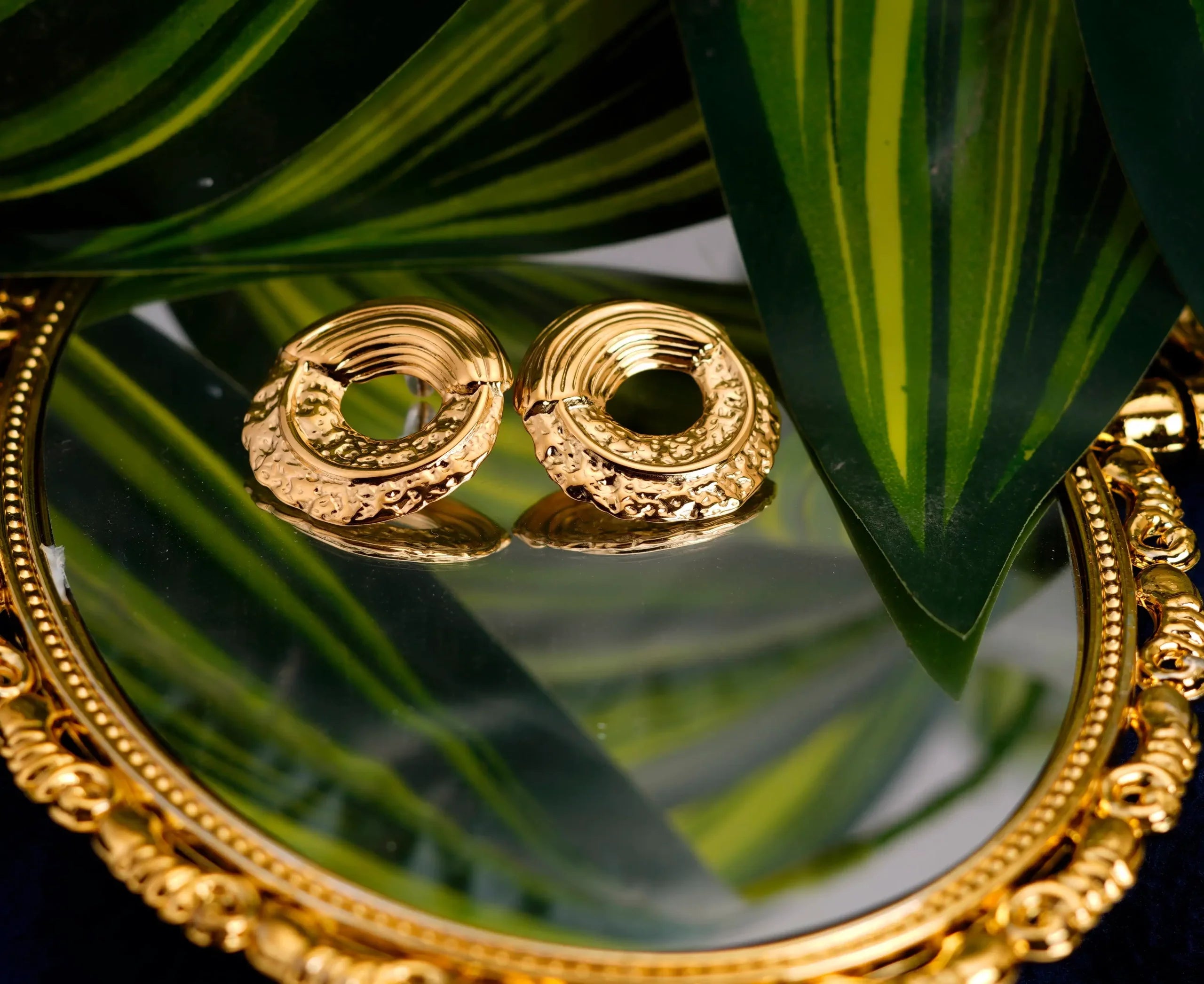 Round Pleated Hammered Stud Earrings