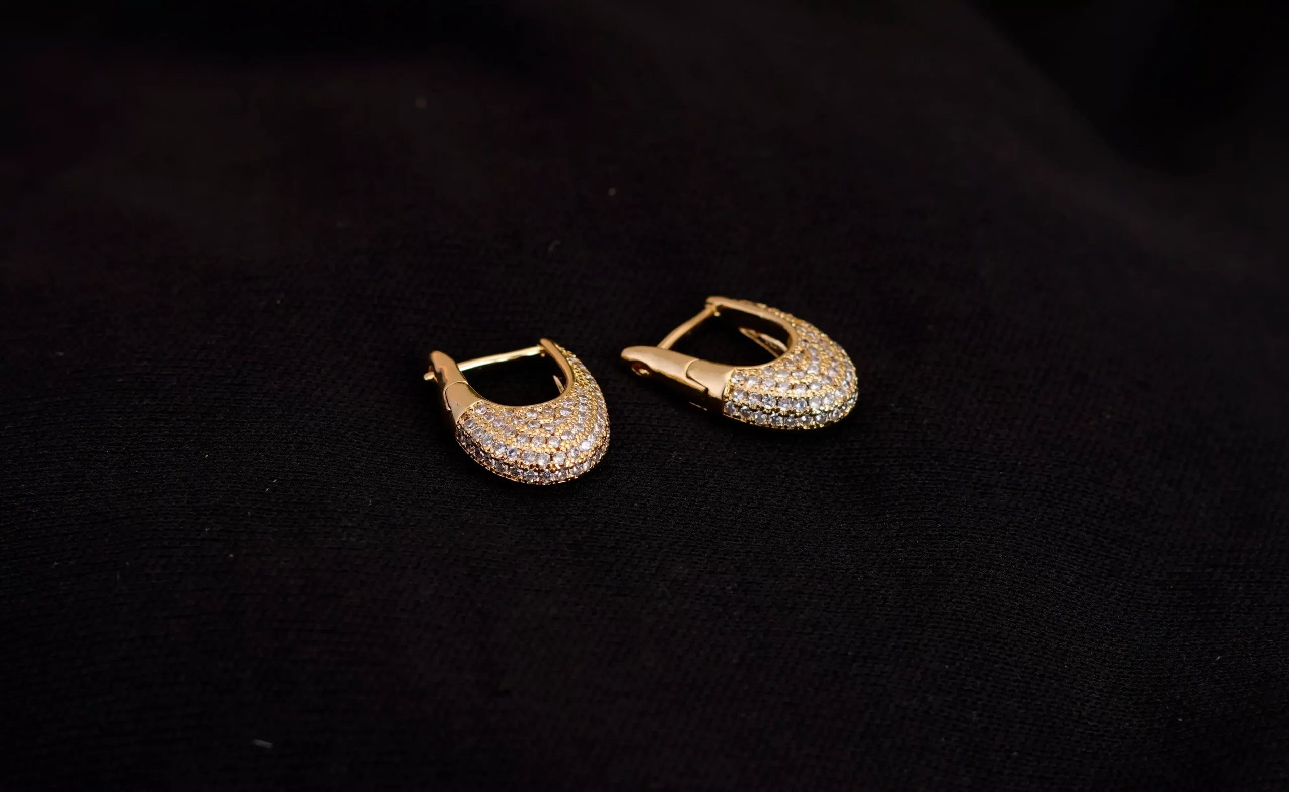 U-Shaped Zirconium Earrings