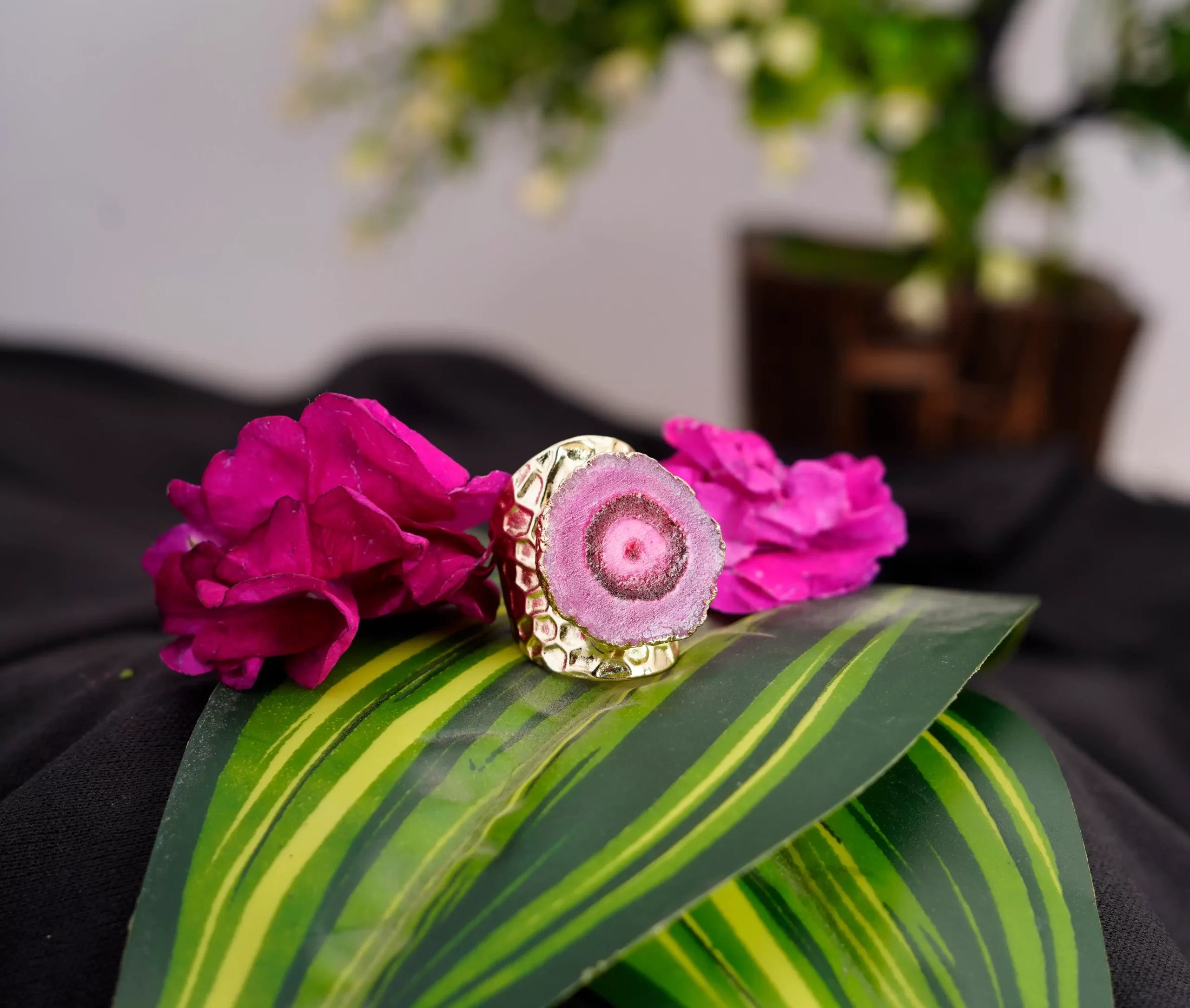 Broad Crystal Open Ring (PINK)