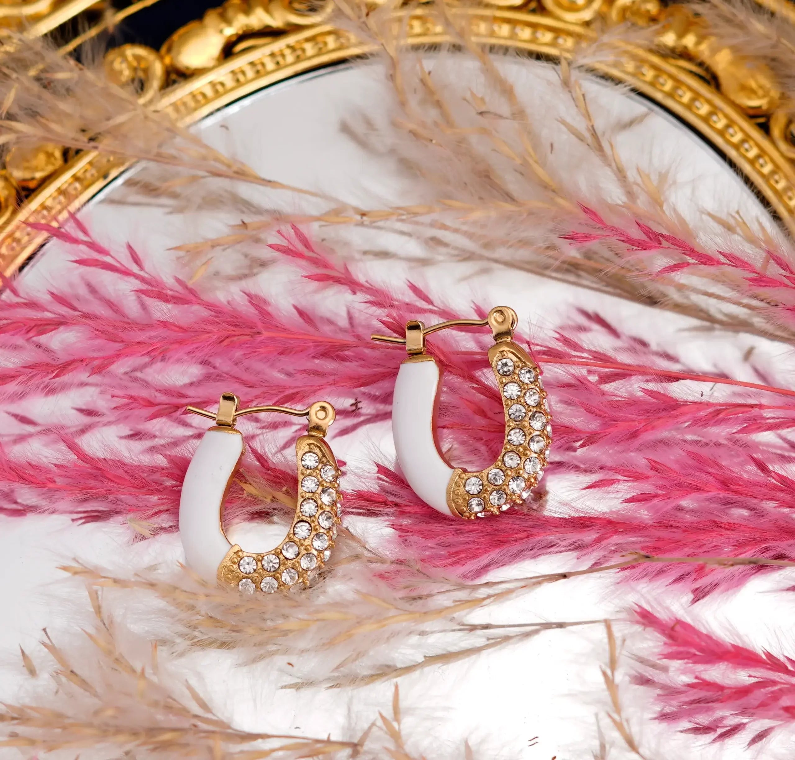 White aclyric artificial diamond studded earrings