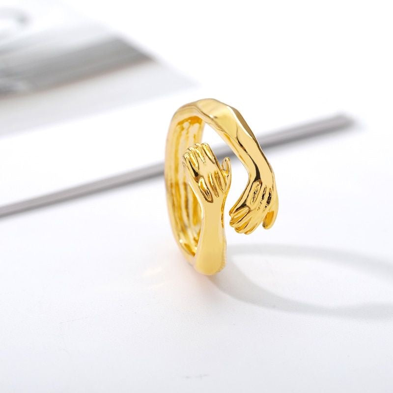 Love hug ring