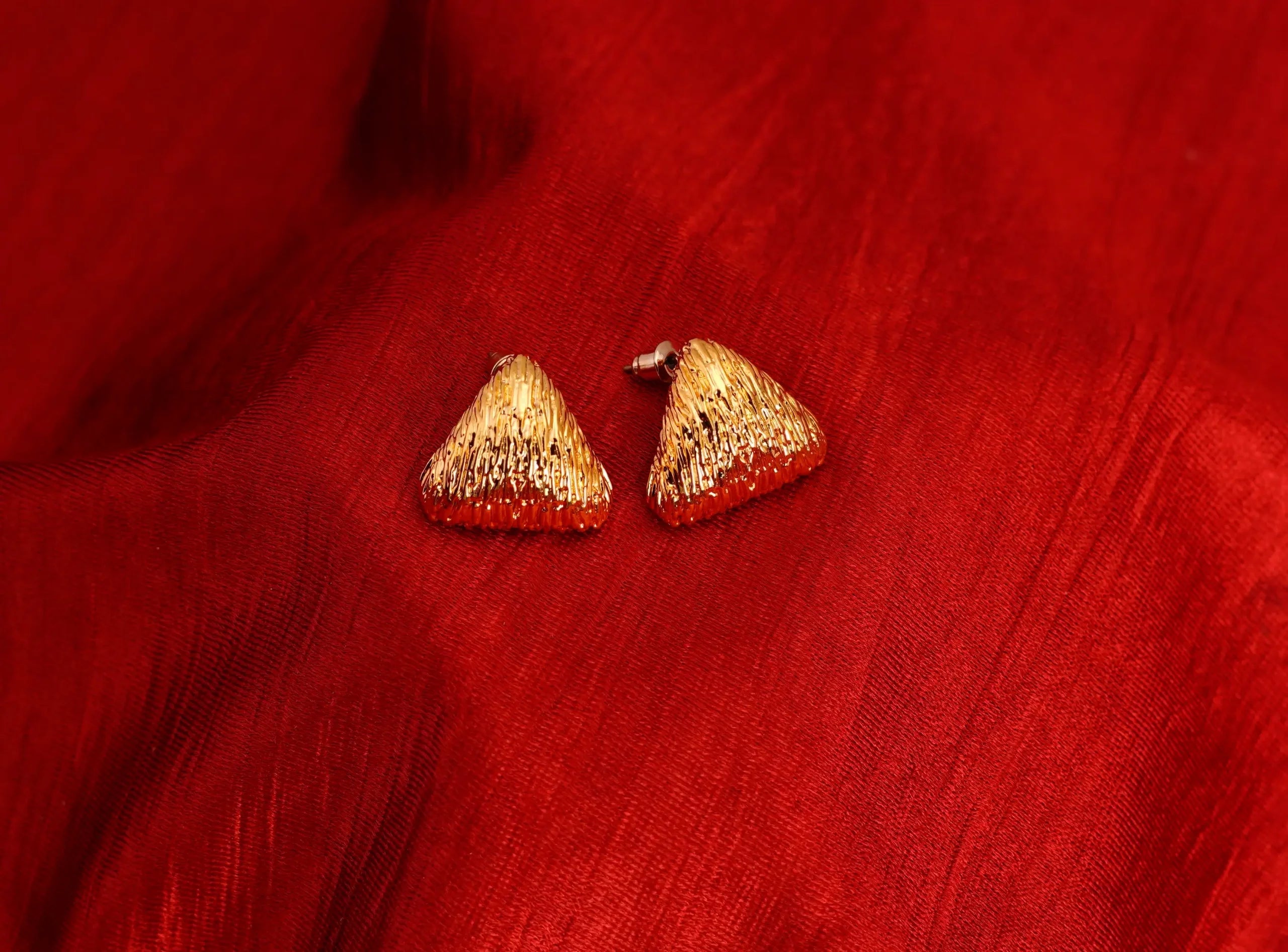 Tringular Textured Earrings