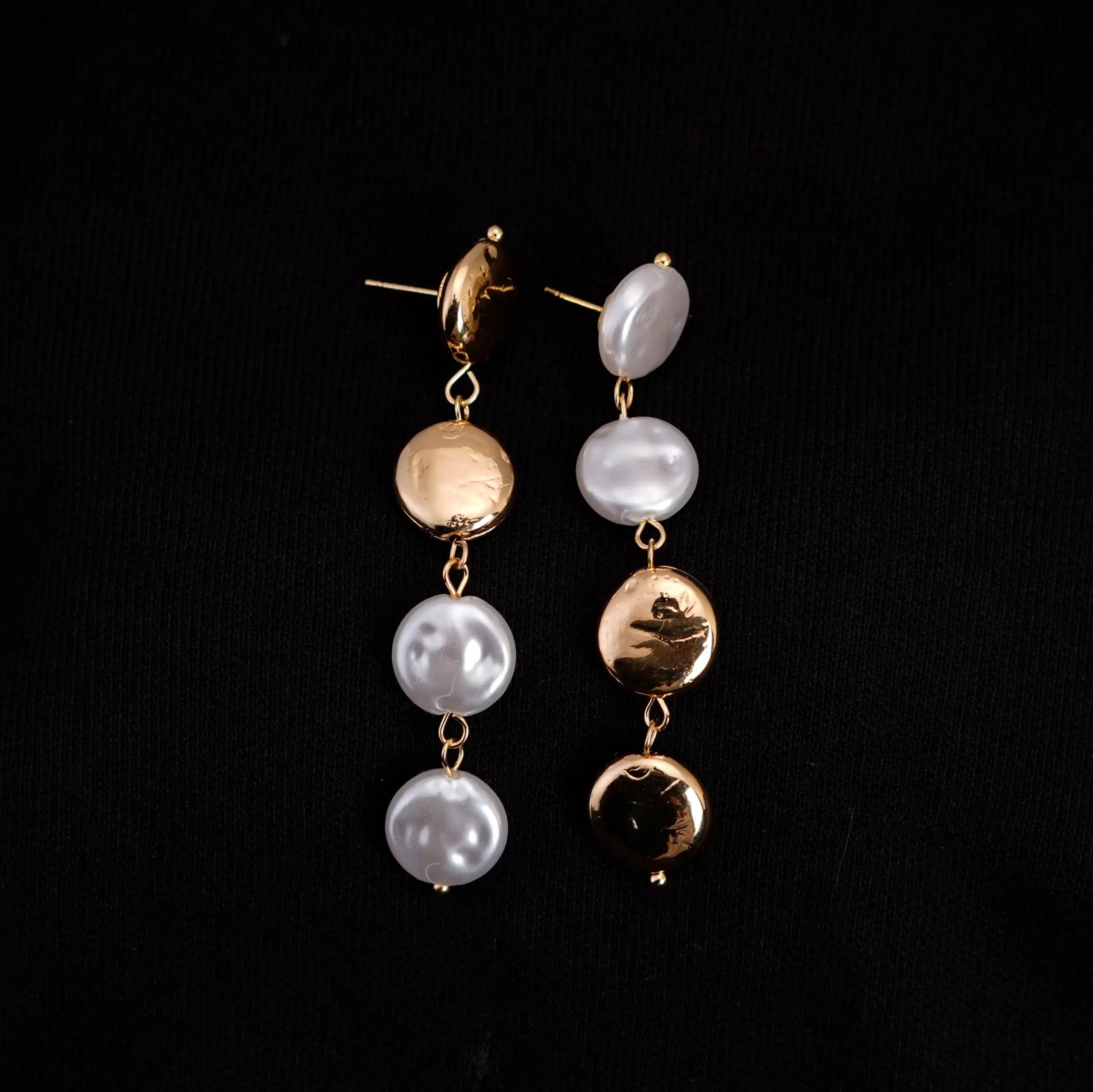 Round Pearl Patchwork Earrings