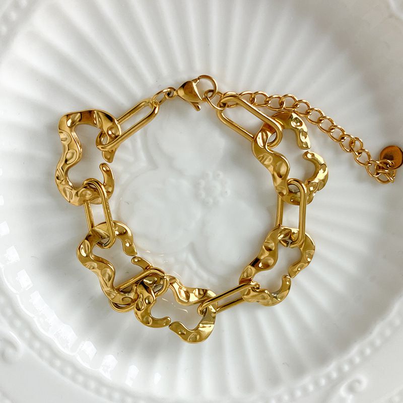 Geometric Pleated Chain Bracelet