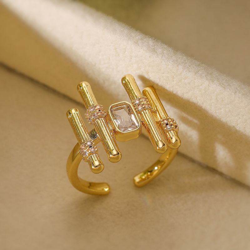 Irregular Geometric Ring