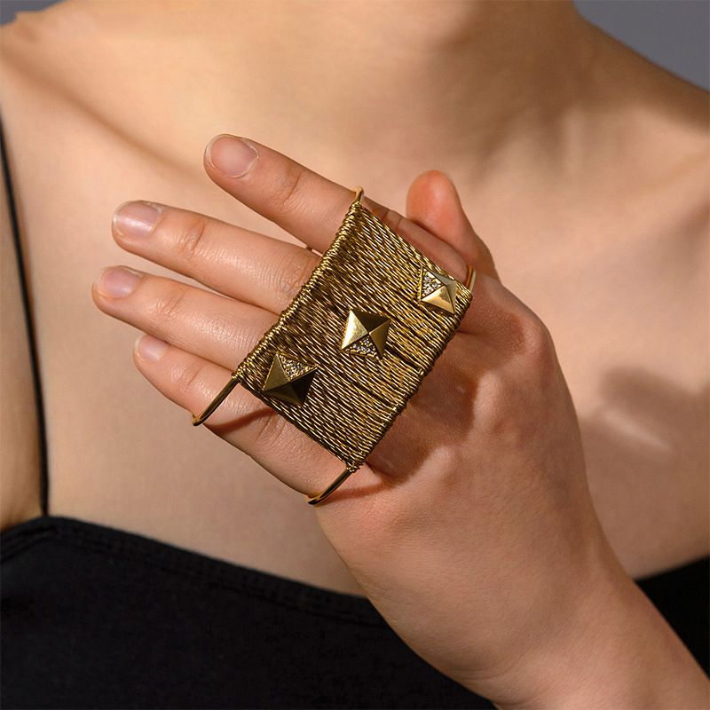 Wired Broad Stone Studed Bracelet