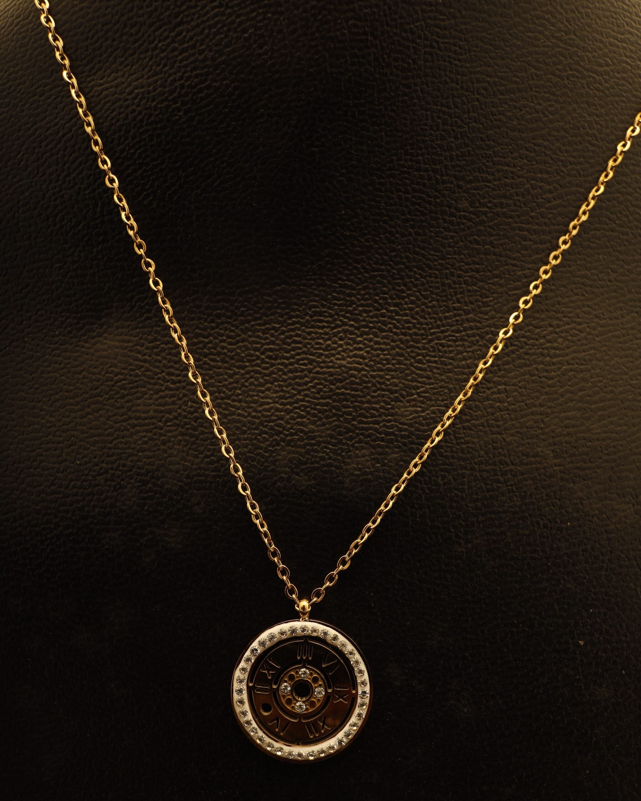 roman numeral pendant necklace