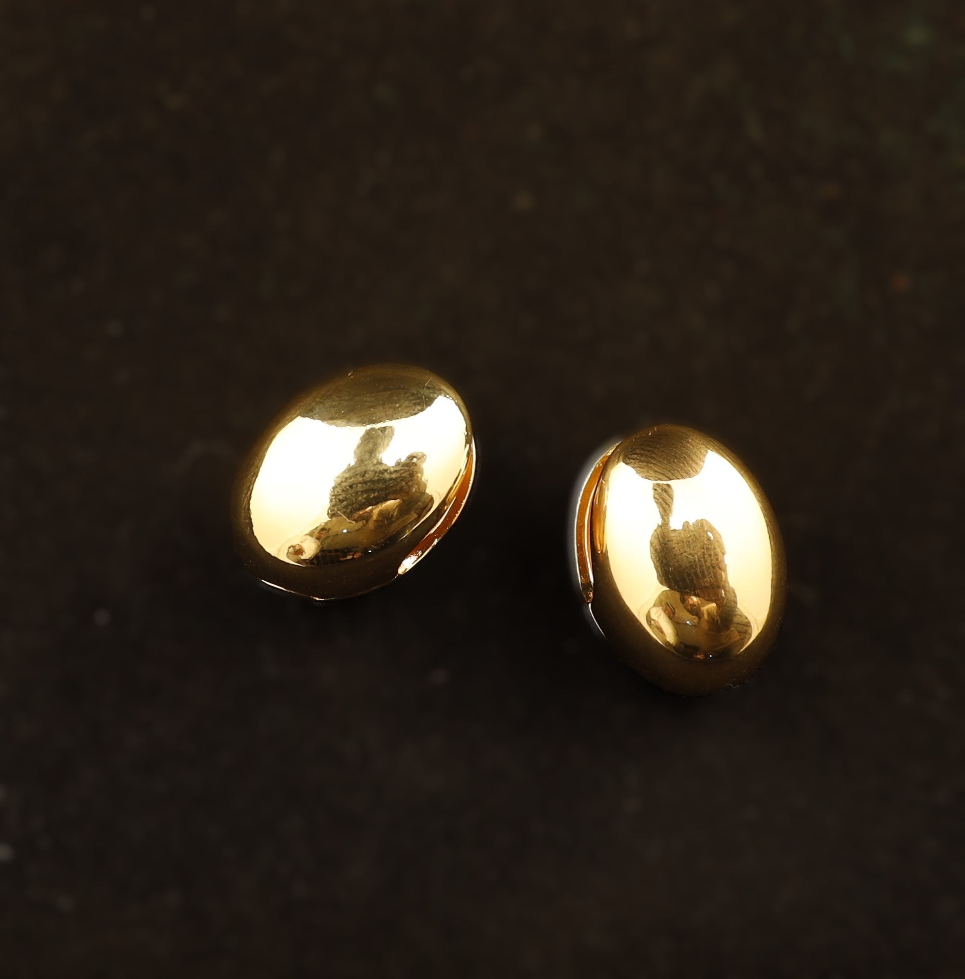 18k gold plated Peanut Huggie