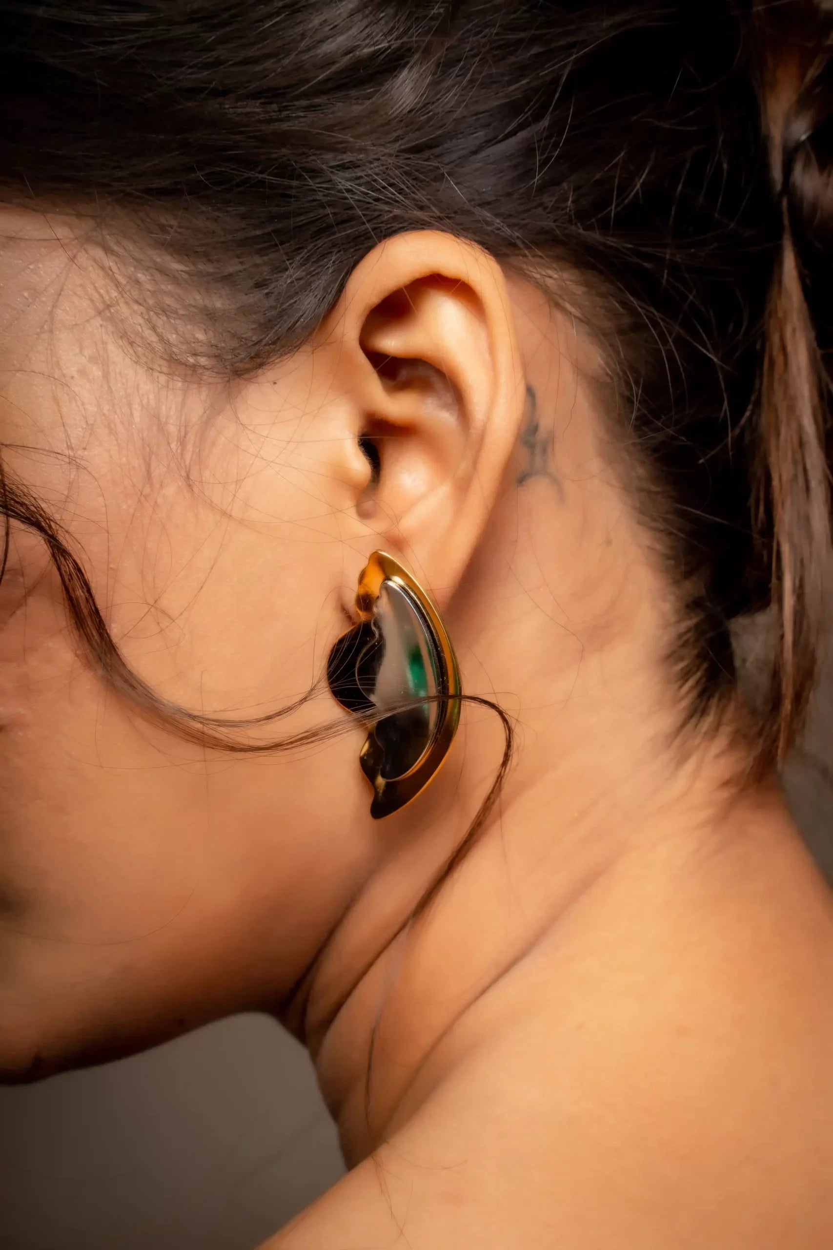 Color Block Wing Stud Earrings