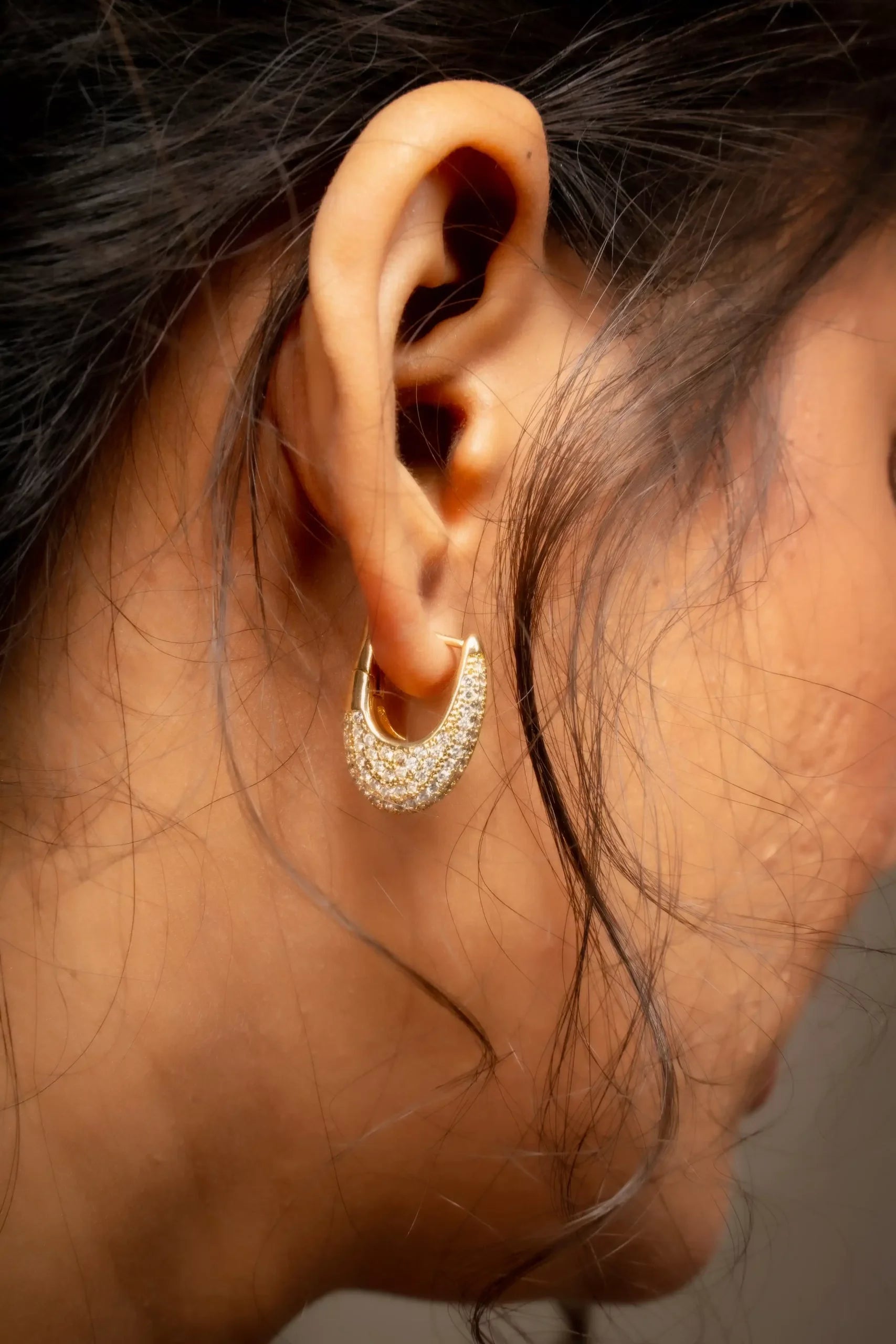 U-Shaped Zirconium Earrings