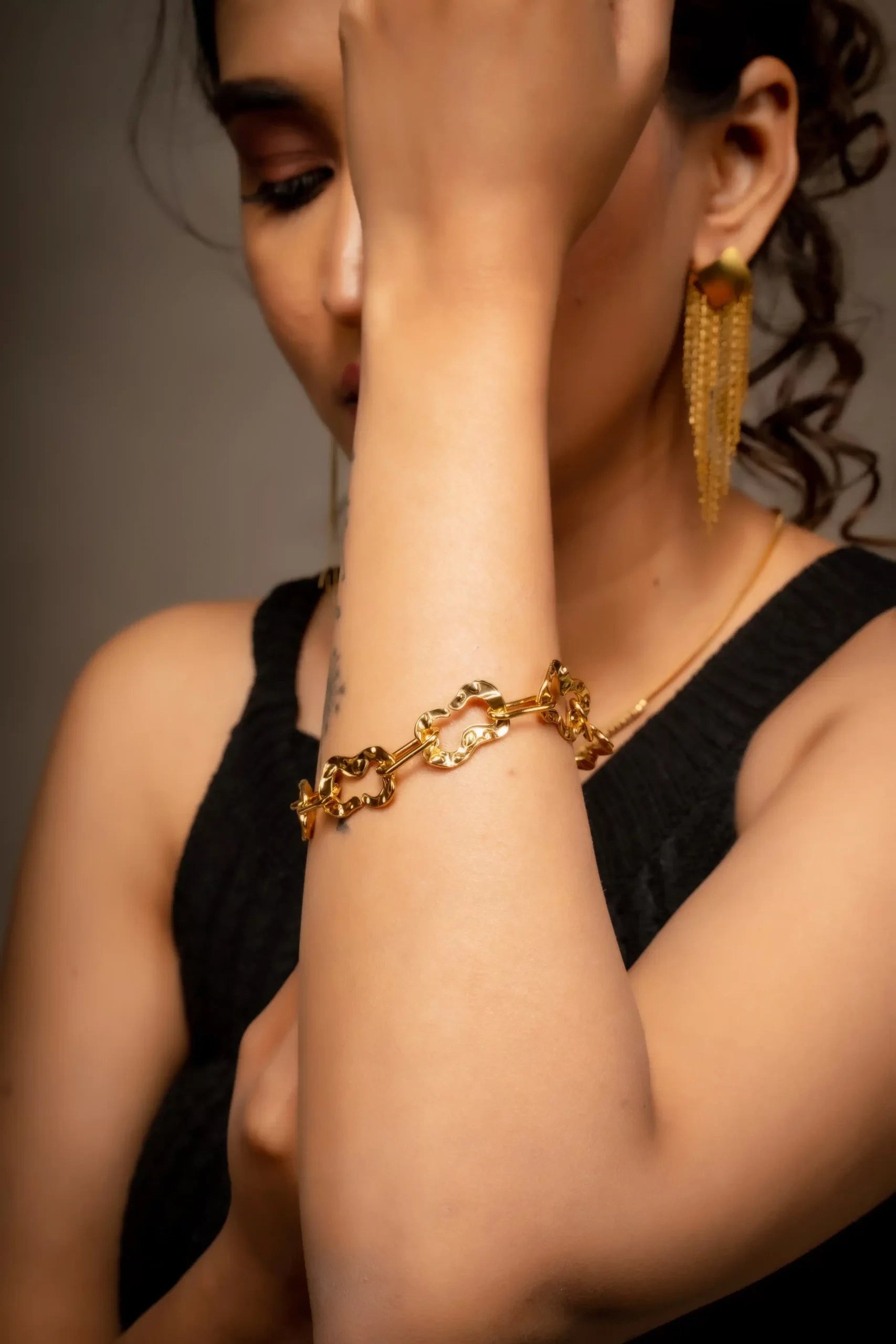 Geometric Pleated Chain Bracelet