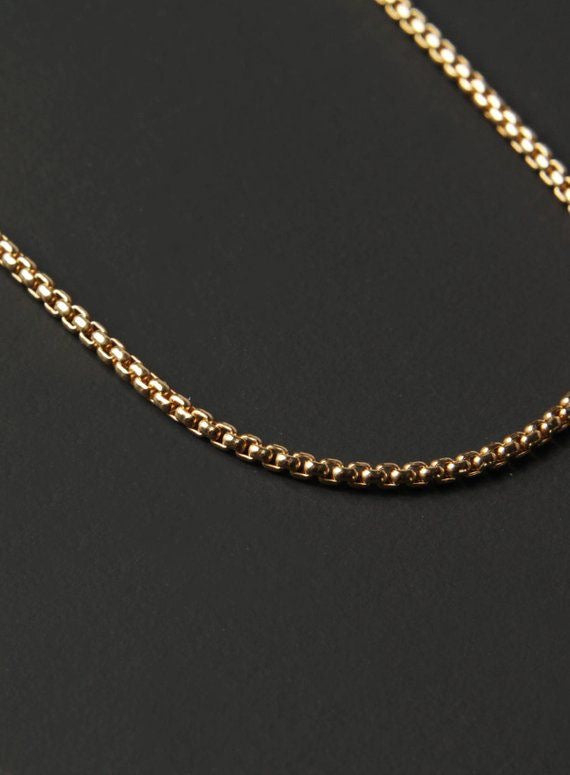 Gold box chain