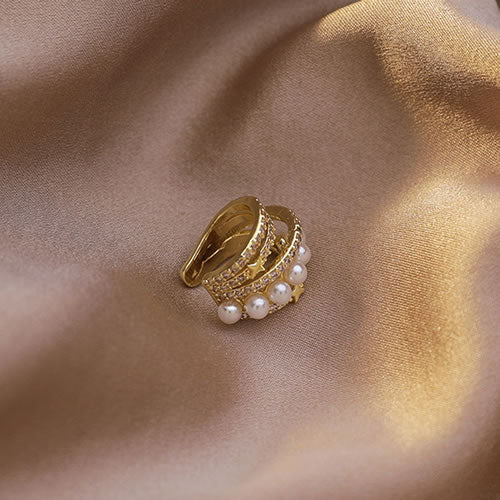 Inlaid Pearl Geometric Ear Clips