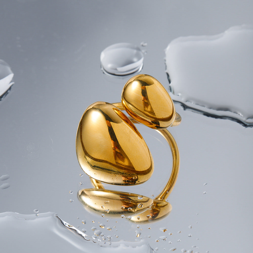 Vougish Glossy Geometric Ring