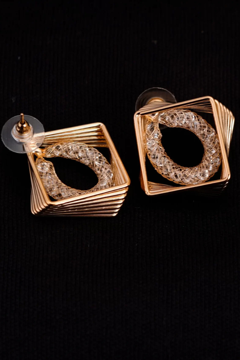 Wire Hollow Zircon Earrings