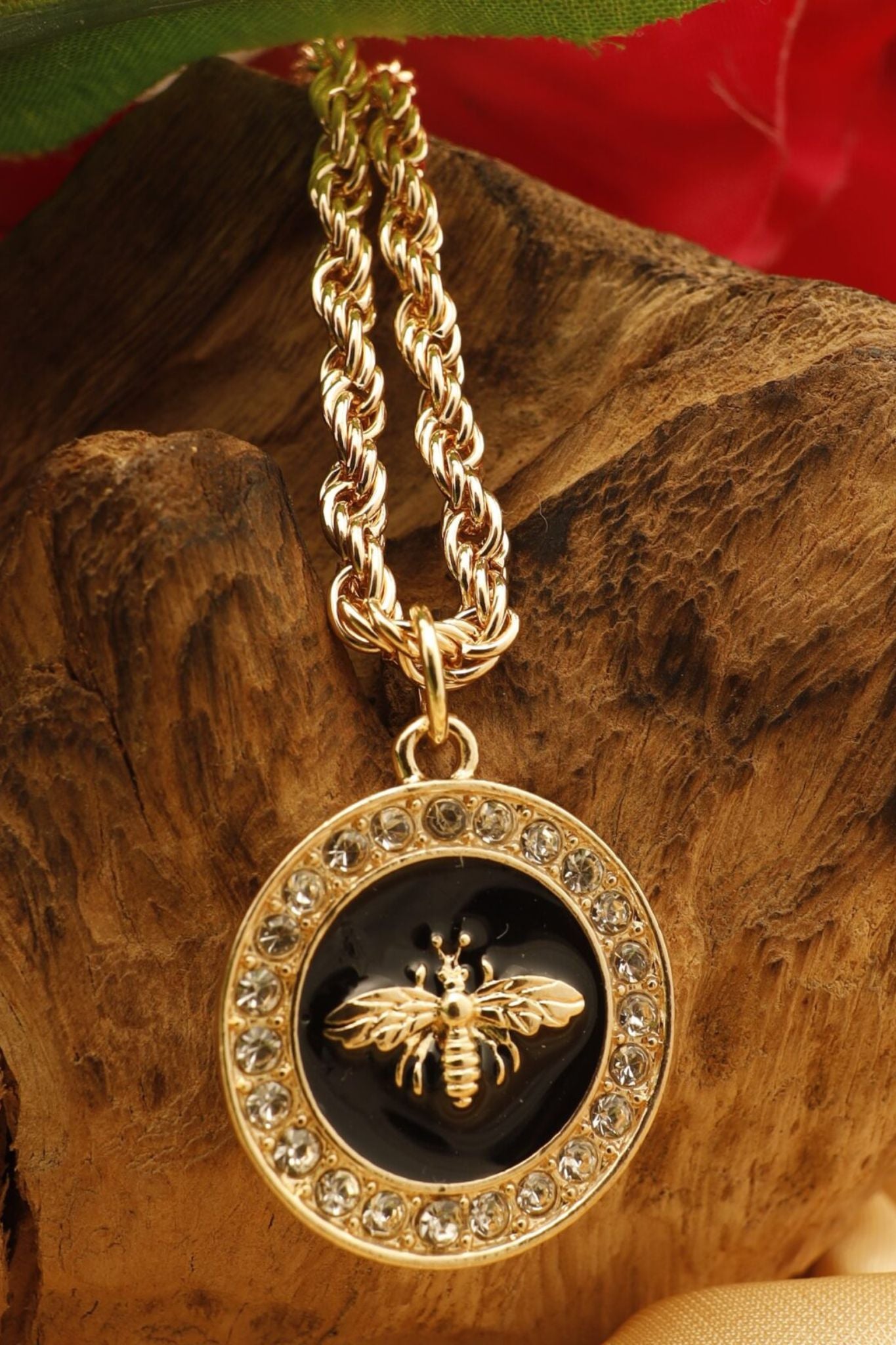 Humblebee Necklace